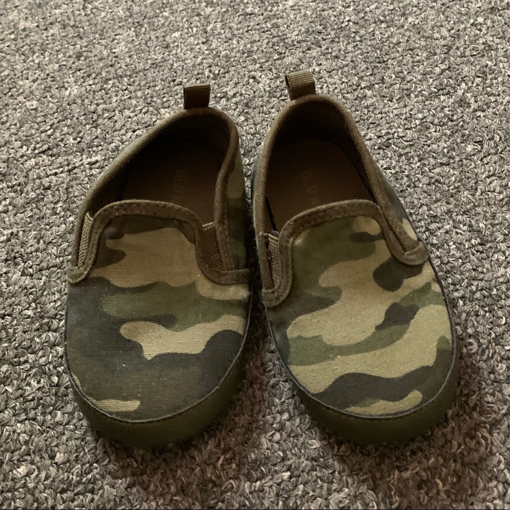 Old Navy Slipper Shoe